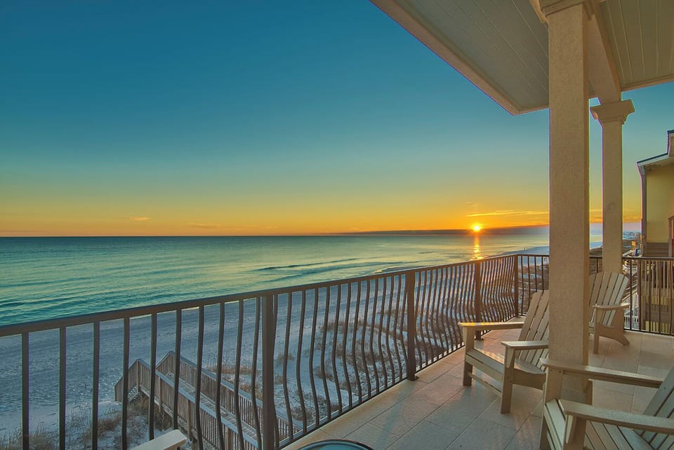 Gulf Breeze - Luxury Beachfront Vacation Rental House with Private Pool in Frangista Beach Destin, FL- Five Star Properties Destin/30A