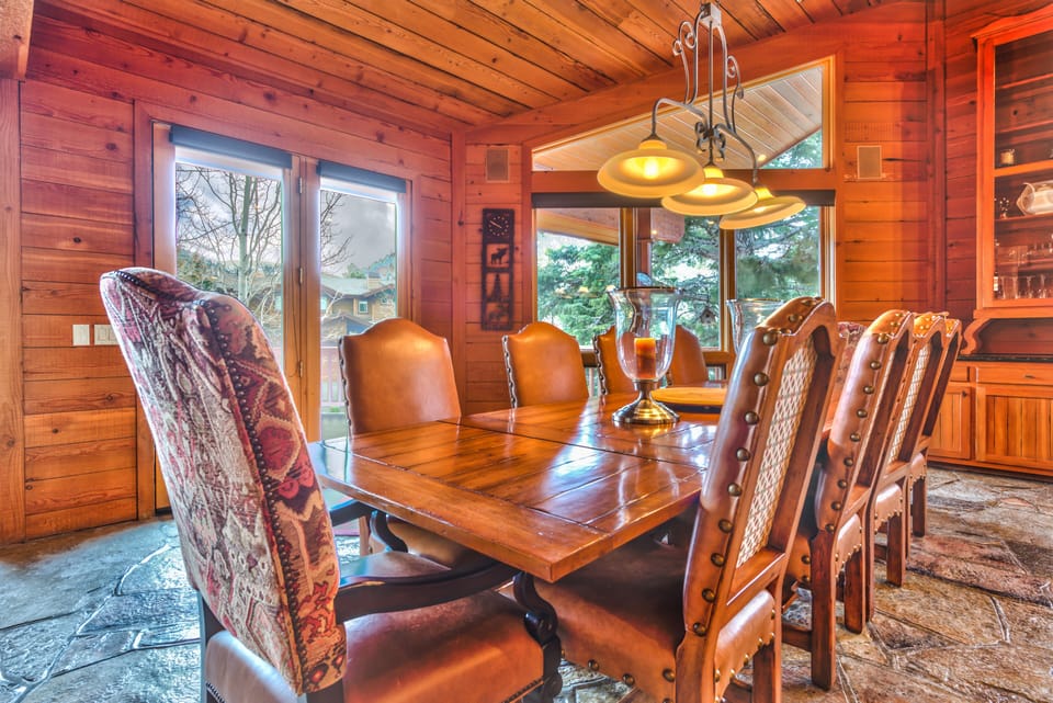 Dining Area with seating for 10