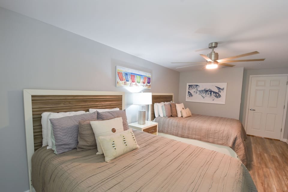 Silver Beach Towers West 106- Guest Bedroom
