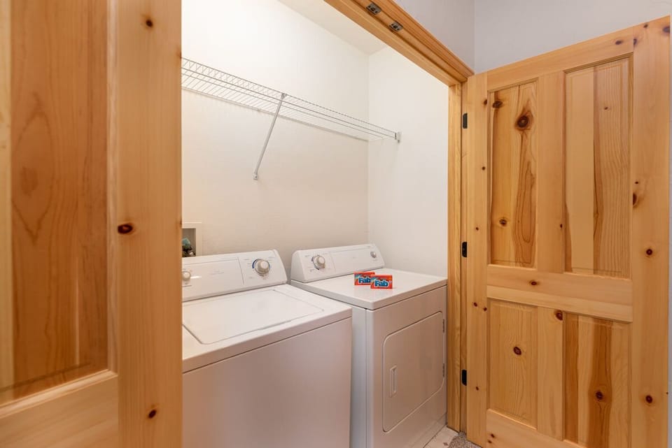 Private washer & dryer