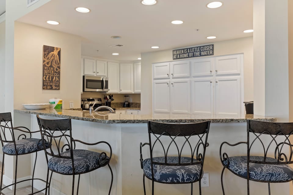 Kitchen with bar seating