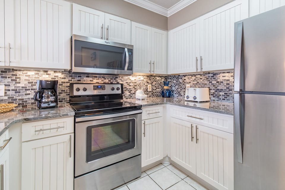 Granite counters and stainless appliances