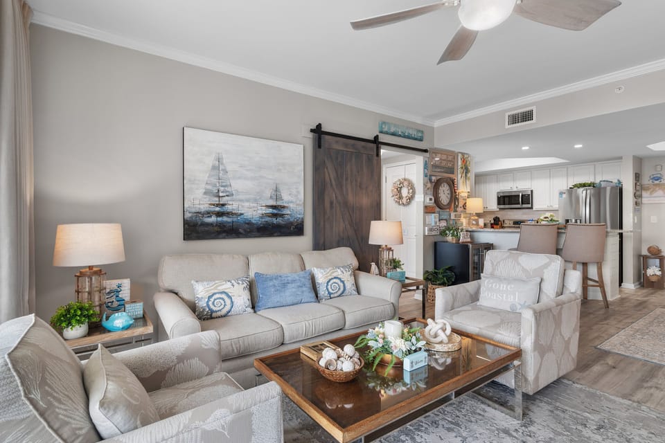 Relaxing Living room furnishings