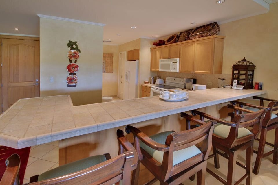 Kitchen Bar