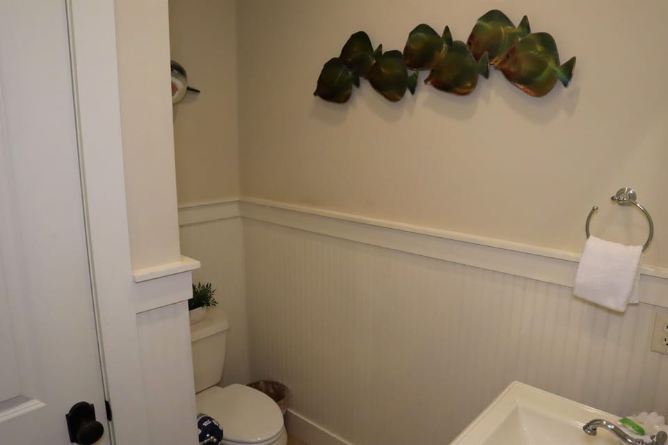Downstairs Half Bathroom