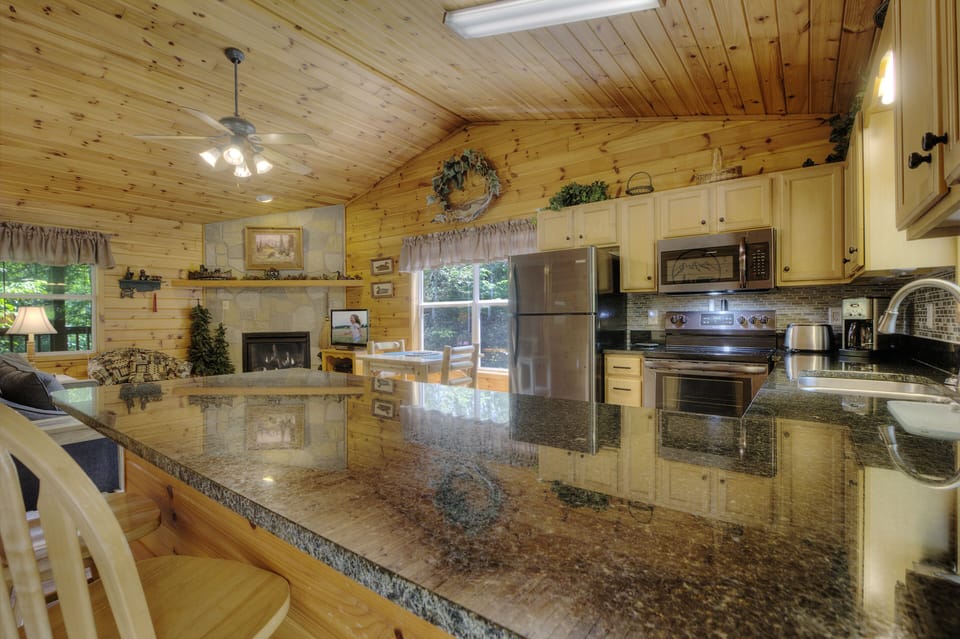 Spacious fully-equipped kitchen makes meal prep easy.