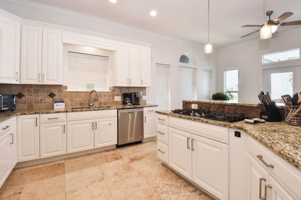 Casa Di Amore - Fully Equipped Kitchen