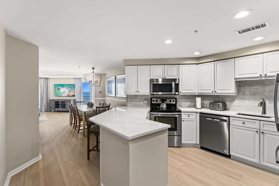 Open Concept Kitchen & Dining Room