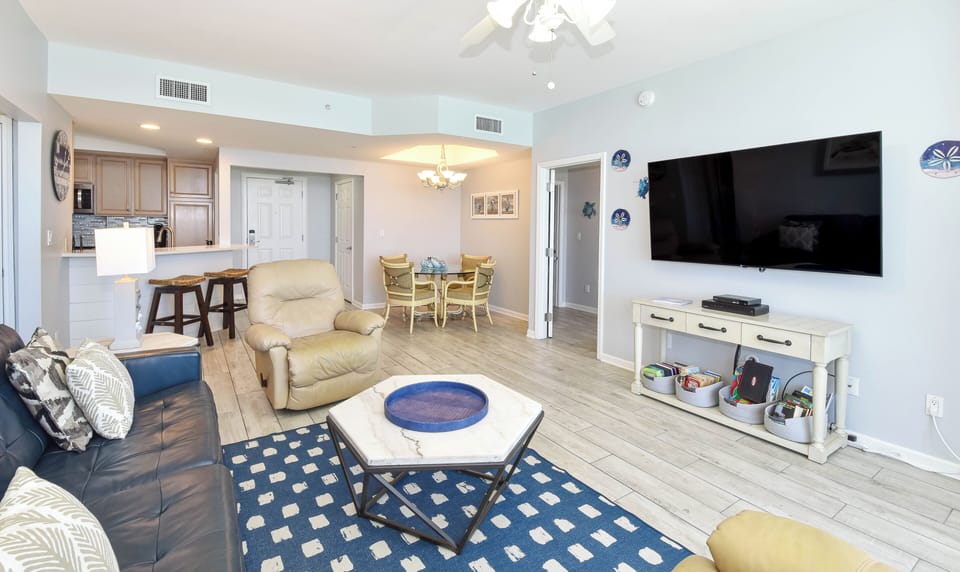 Silver Beach Towers East 1405- Open Living Area