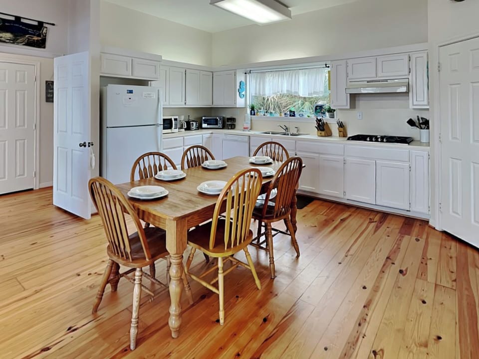 Kitchen & Dining Space - Second Floor