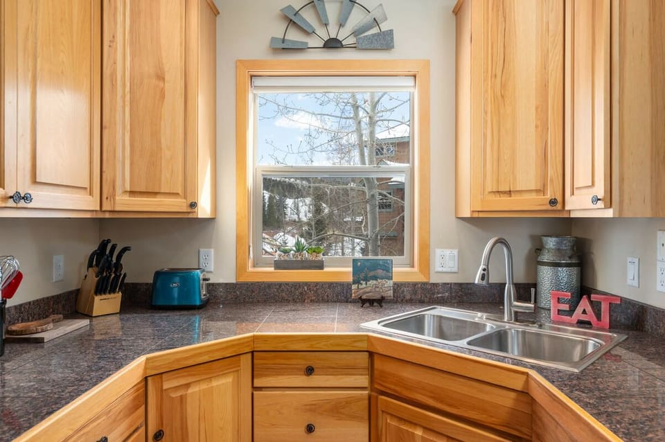 Check out those views from the kitchen