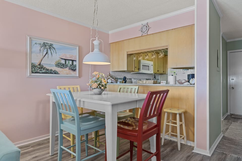 Open dinning area