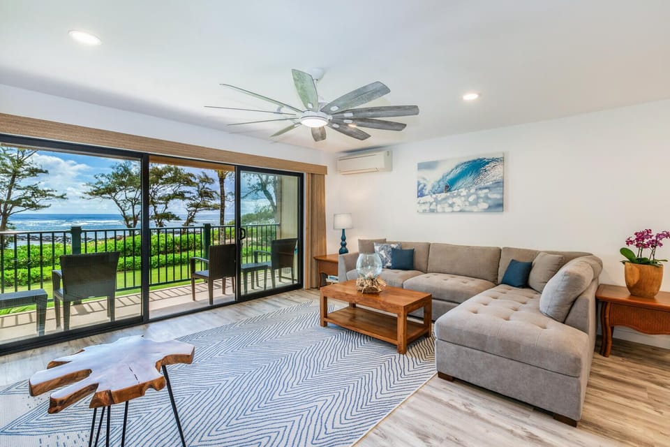 Beautiful ocean front two bedroom