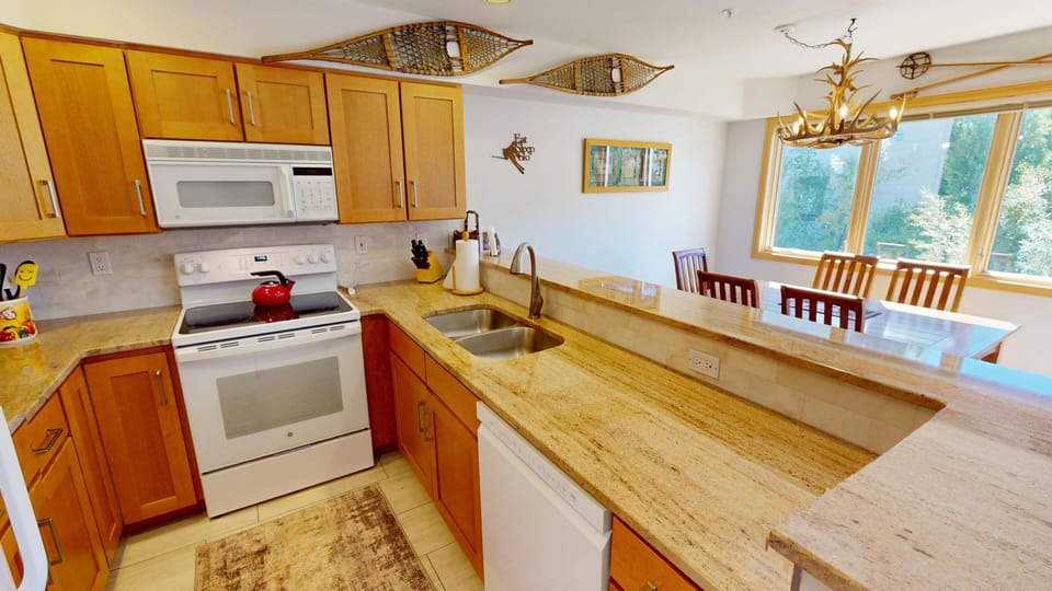 Fully Equipped Kitchen - Fully Equipped Kitchen