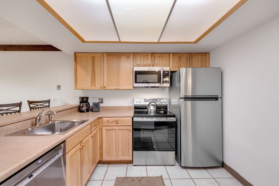 Kitchen-ALL NEW APPLIANCES