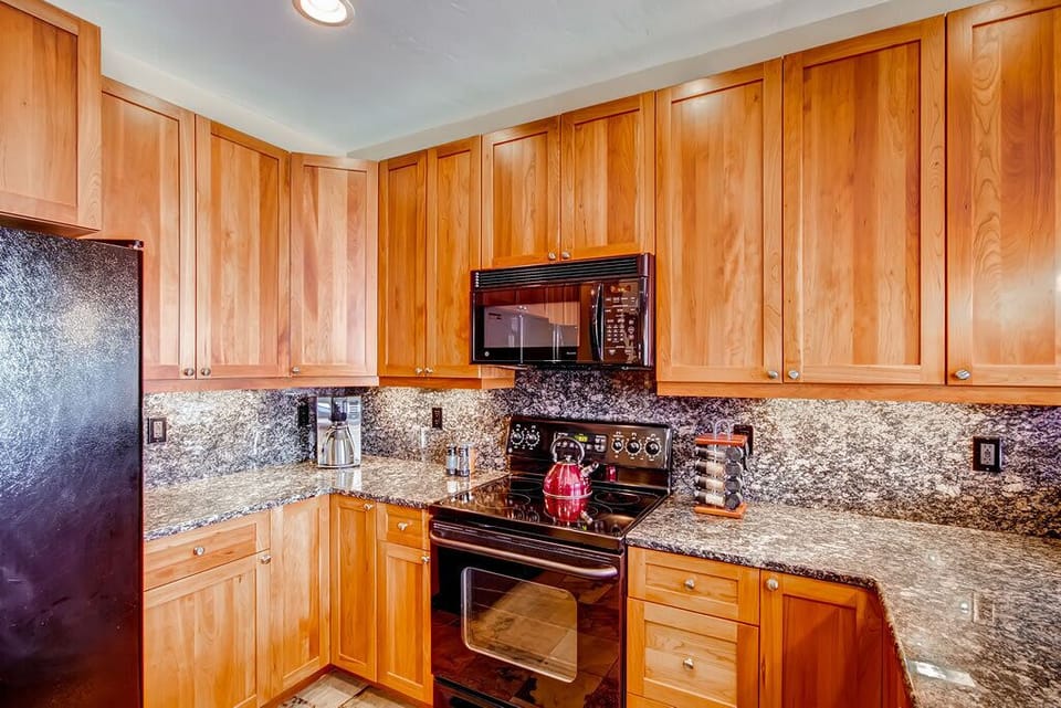 Kitchen - Highland Greens 93 - Breckenridge Vacation Rental