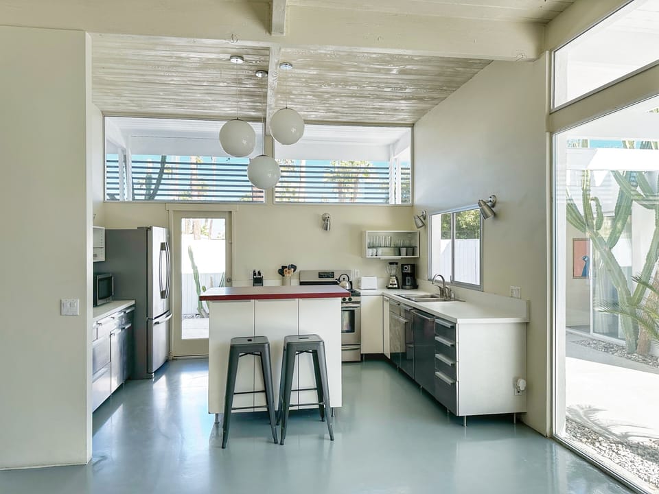 KITCHEN 1