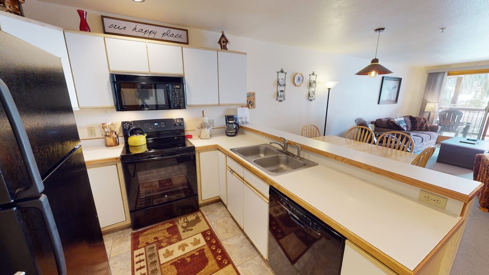 Fully Equipped Kitchen - Fully Equipped Kitchen