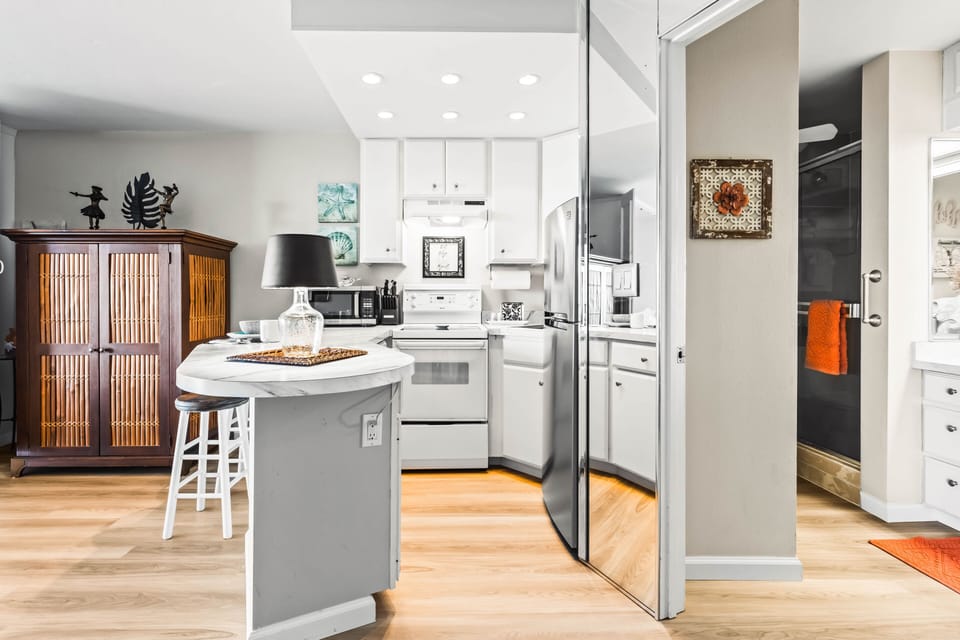Large floor to ceiling mirror