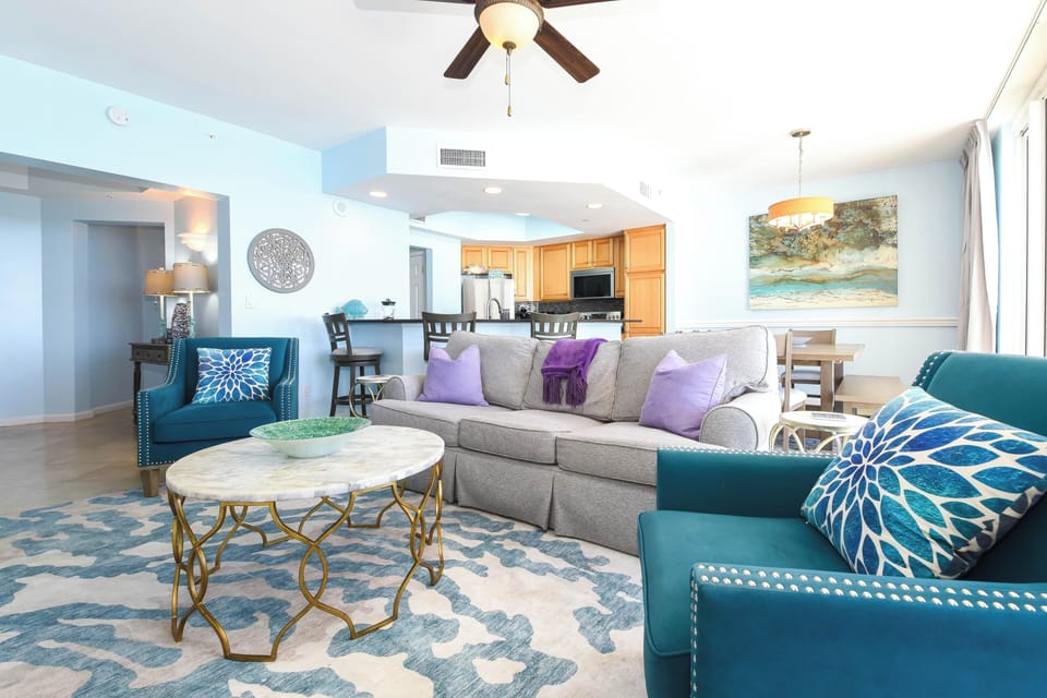 Silver Beach Towers East 1104 - Open Floor Plan