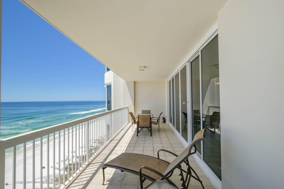 Silver Beach Towers West 1204- Balcony