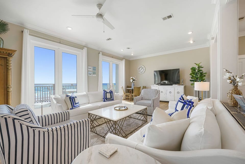 Casa Madalena - Miramar Beach - Living Room