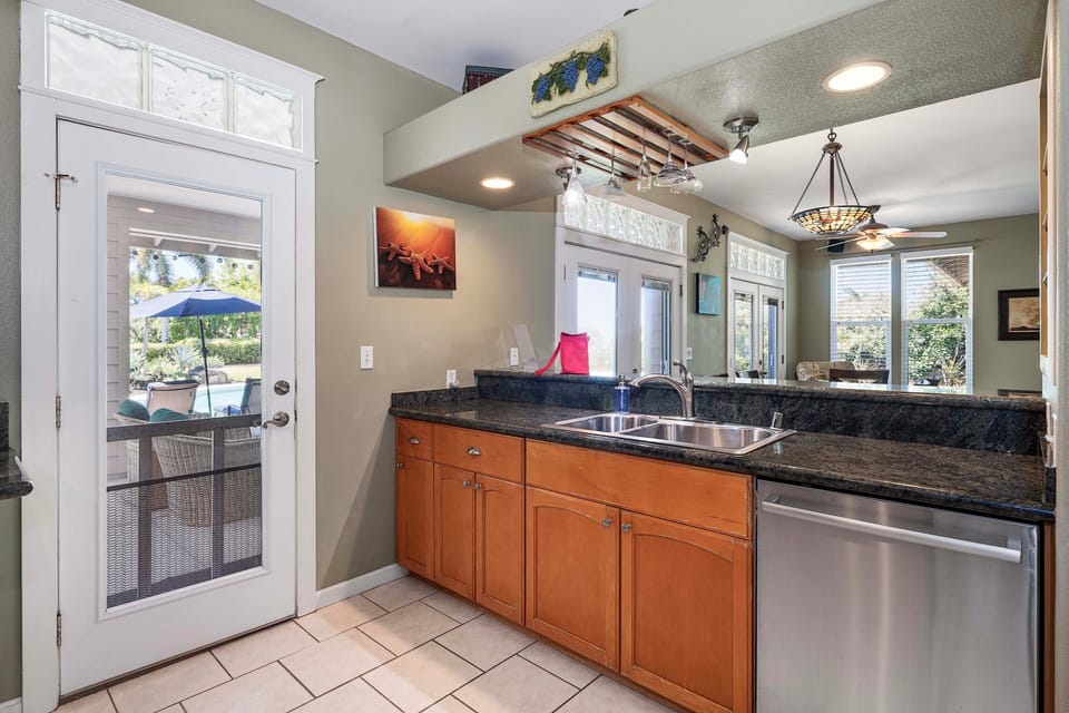 Fully equipped kitchen