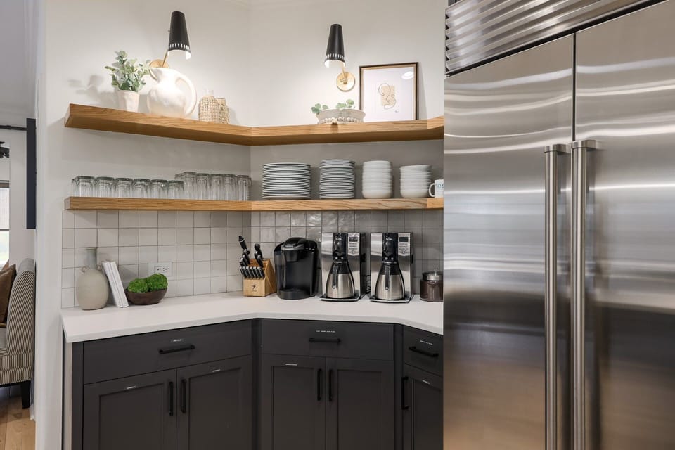 Full Size Freezer & Full Size Fridge!--2 Drip Coffee Makers & 1 Keurig.  Dishes for group of 20ppl.