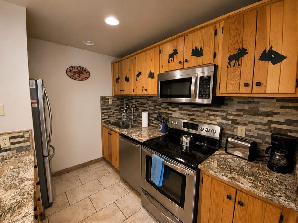 Fully Stocked Kitchen