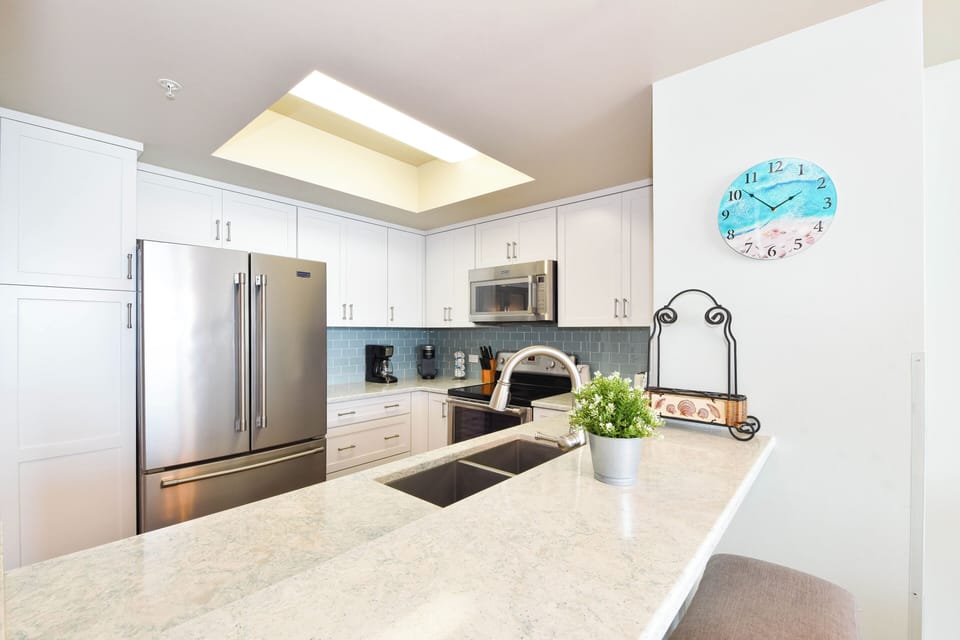 Silver Shells St. Croix 1402 - Kitchen