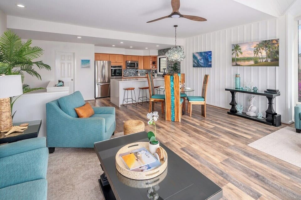 Open Living, Dining and Kitchen Concept - Manualoha 505
