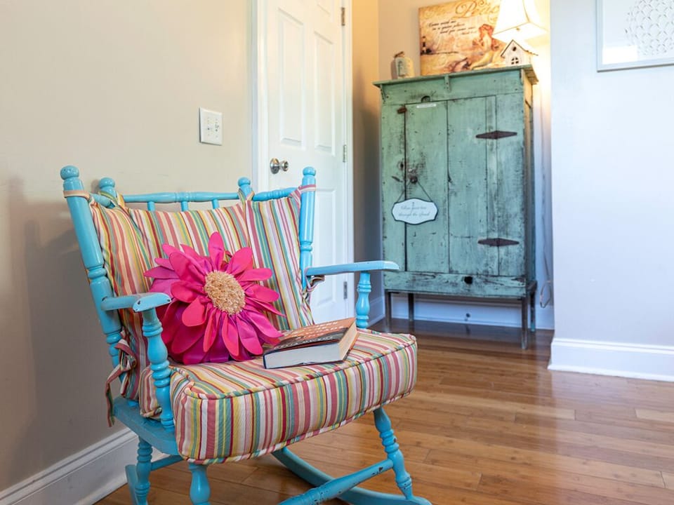 Guest bedroom 2