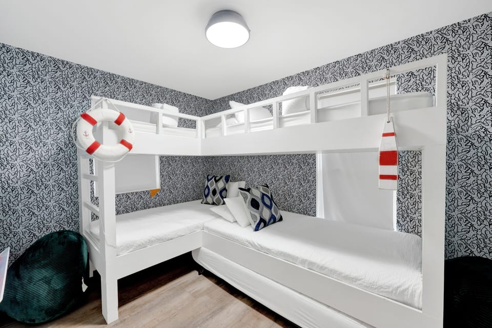 Bedroom 3 has two Twin over Twin bunk beds - sleeps 4