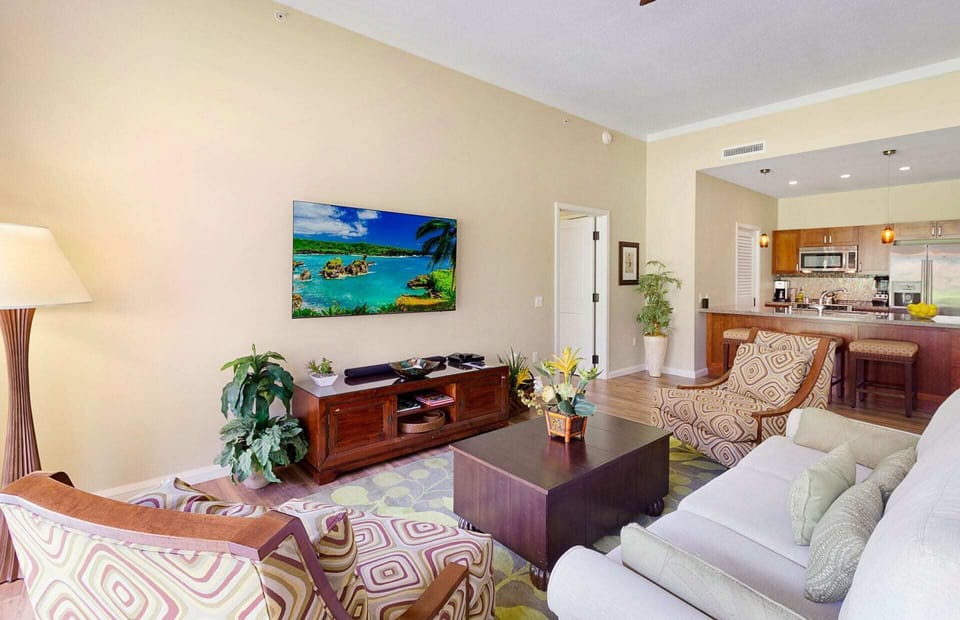 The comfortable queen sofa sleeper features an XL sleeping area and a full 5" of memory foam
                