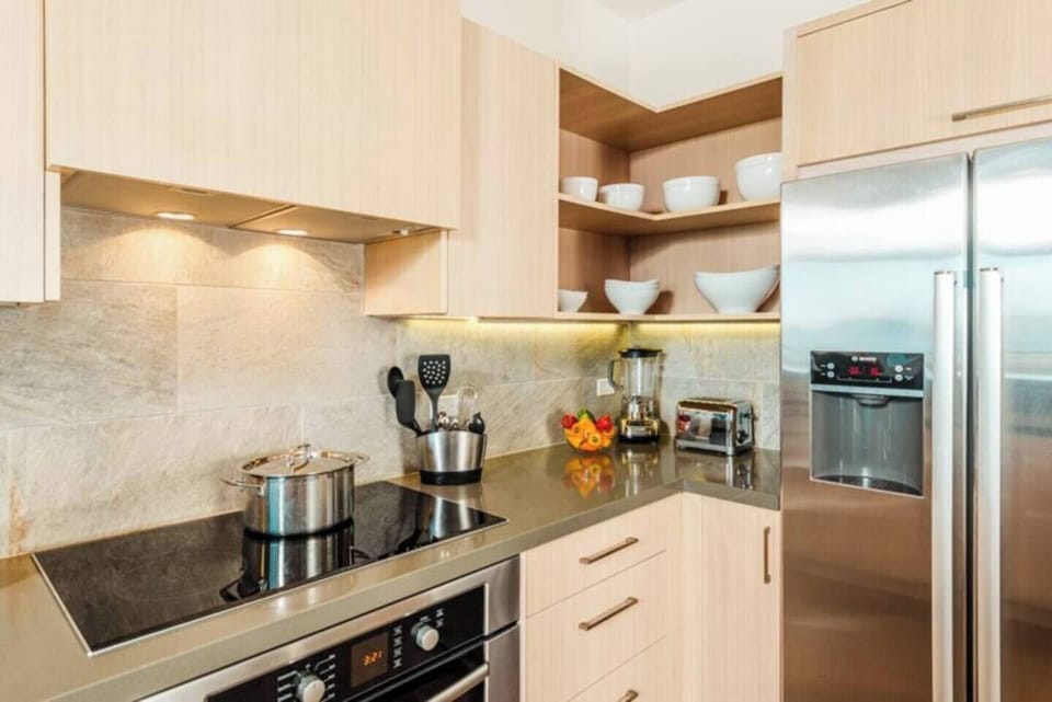 Kitchen appliances 
