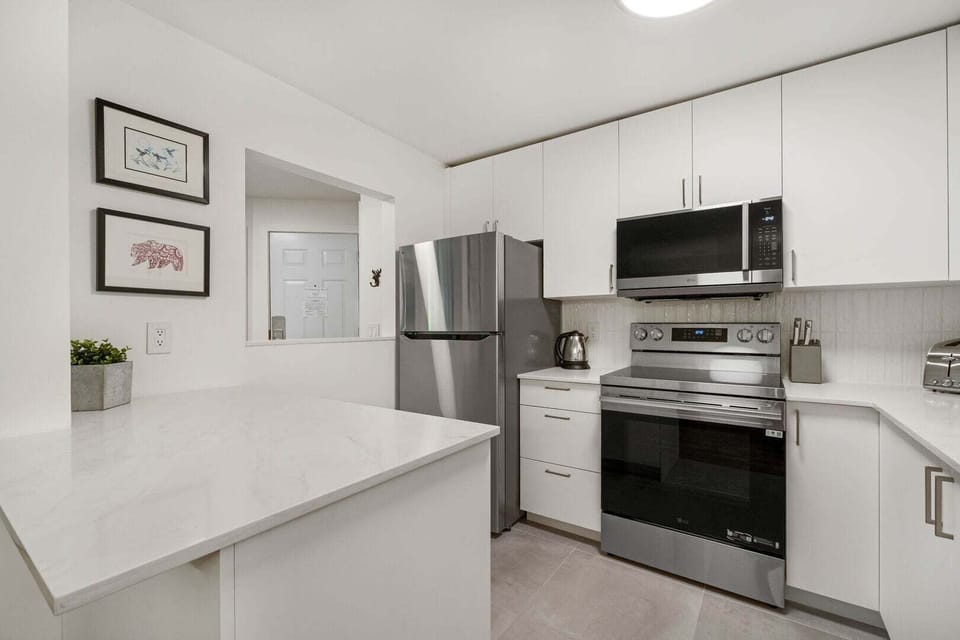 Fully equipped kitchen