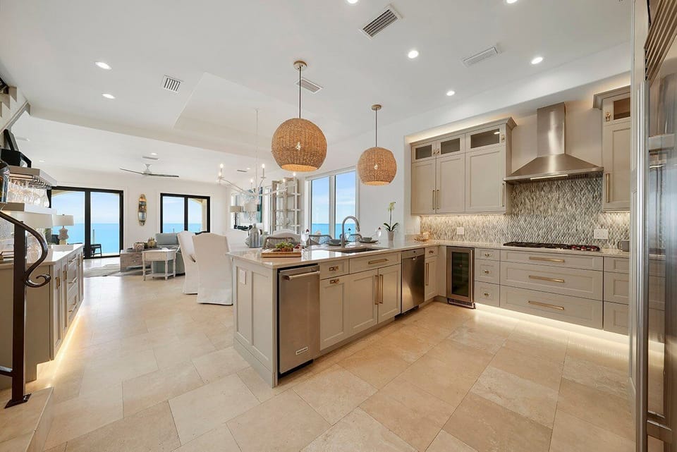 Ocean Paradise - Destiny by the Sea - Kitchen
