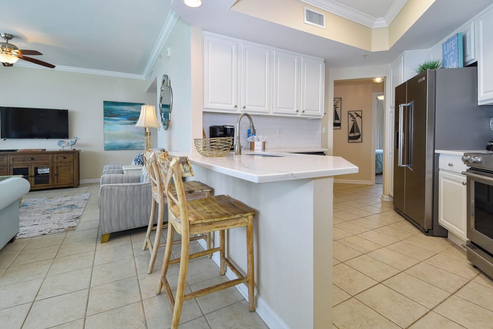 Silver Beach West 1604 - Breakfast Bar