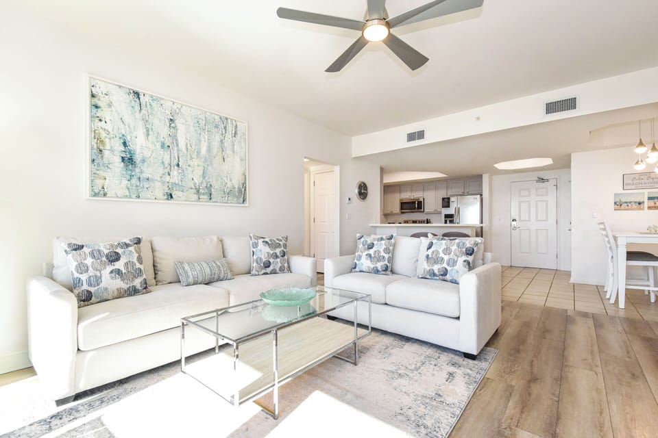 Silver Shells St. Lucia 404 - Open Living Area