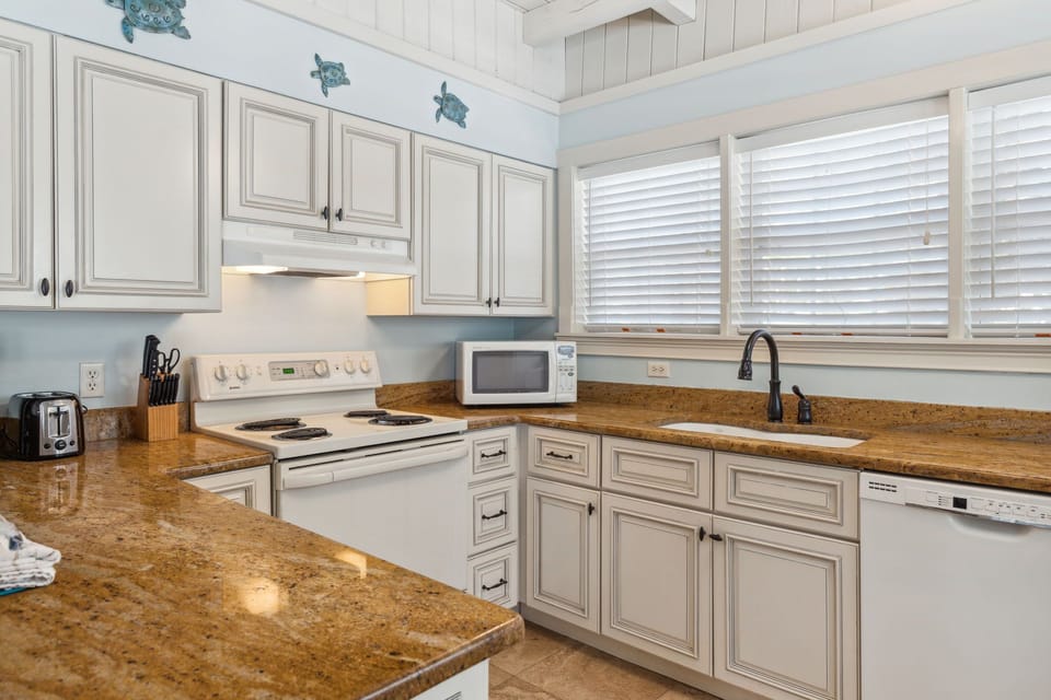 Full Kitchen