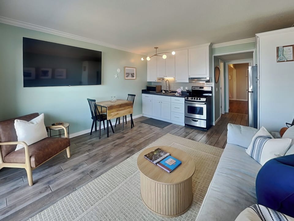Open Living Spaces Make It Easy to Relax Together!