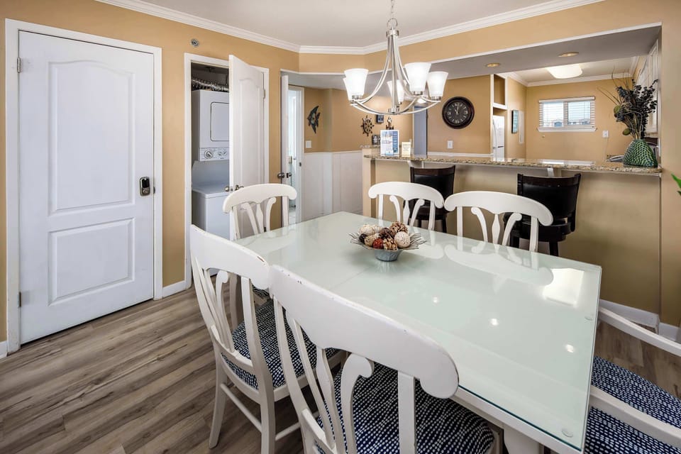 Dining table with seating for six and washer/Dryer