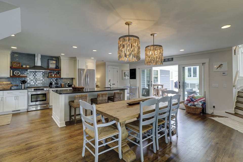 Dining/Kitchen