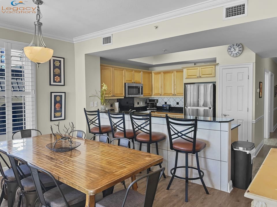 Summer Place #209 Dining Area with Extra Bar Seating