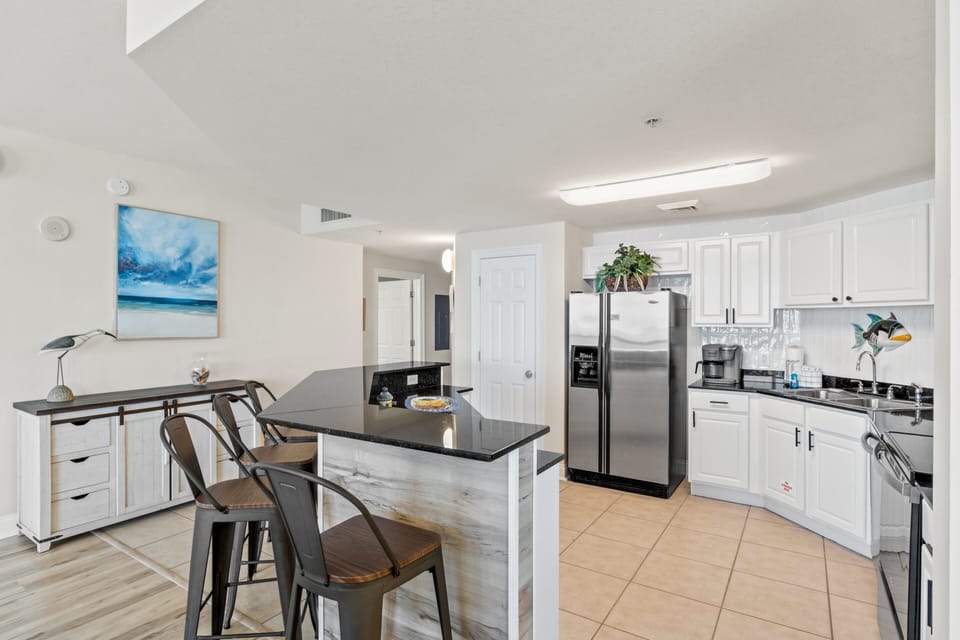 Full Size Kitchen