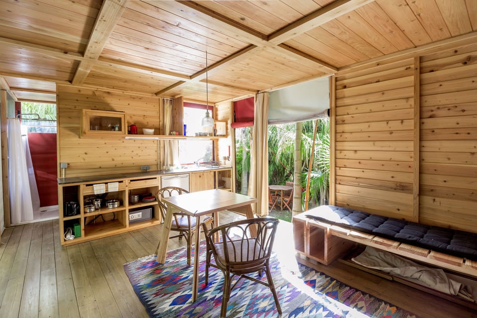 Superior Tent, Garden View | In-room dining