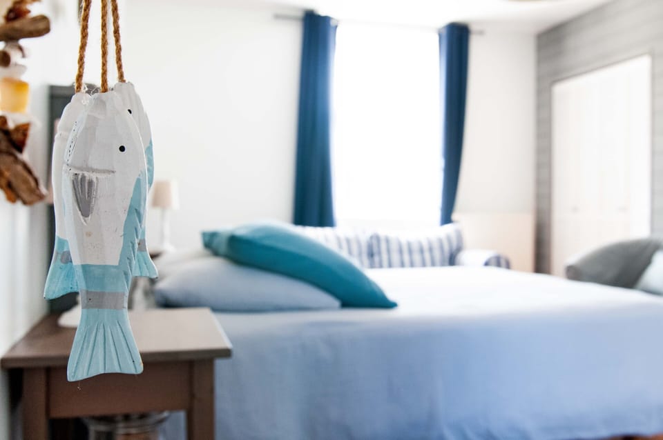 Standard Quadruple Room, Ensuite, Garden View (1) | Premium bedding, blackout drapes, soundproofing, iron/ironing board