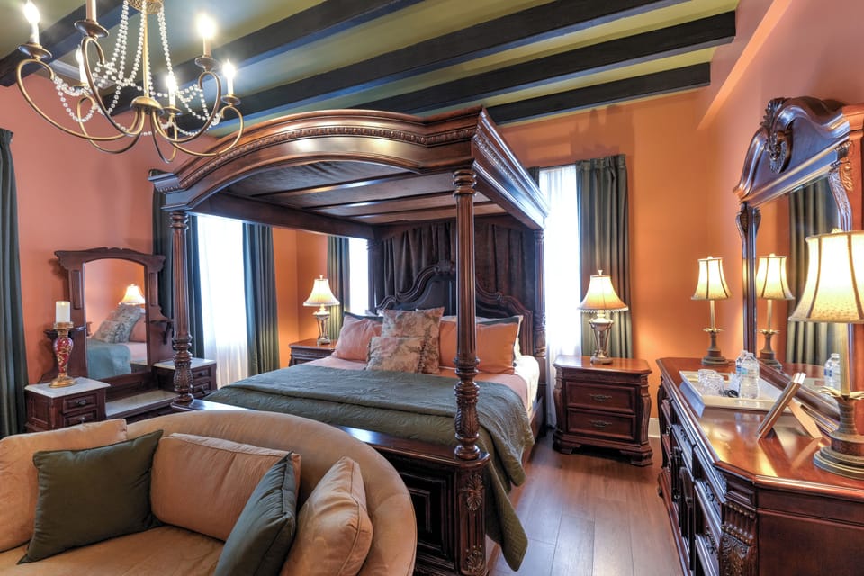 Royal King Room - Casa De Solana | Premium bedding, down comforters, individually decorated