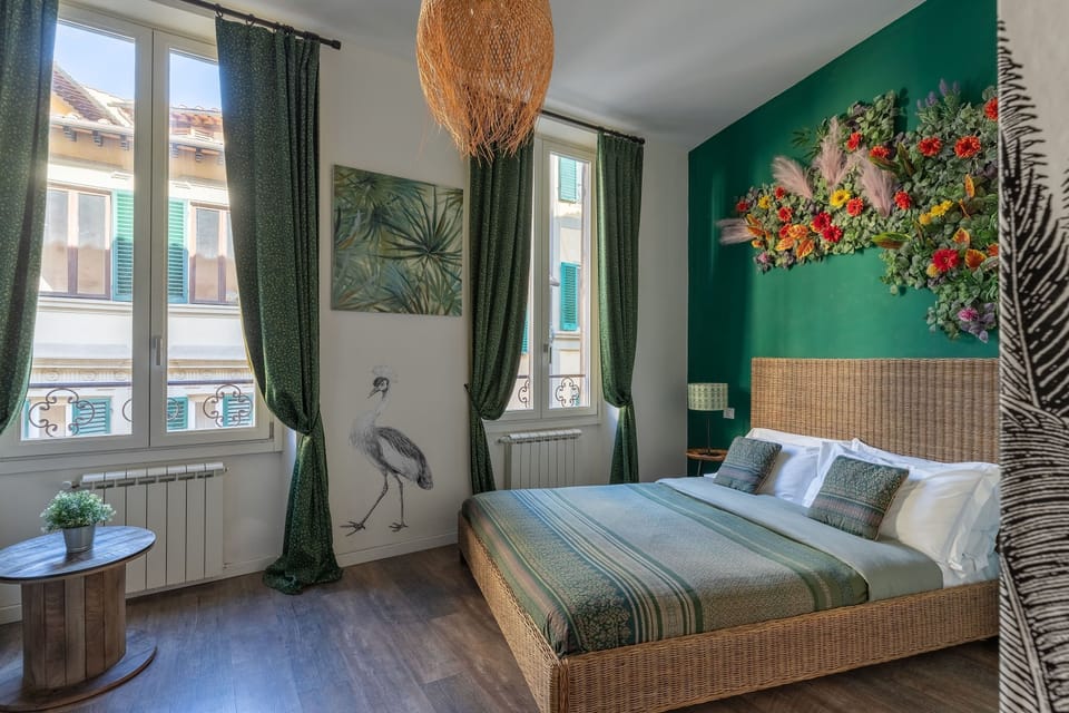 Deluxe Double Room, 1 King Bed, City View | Premium bedding, individually decorated, individually furnished, desk