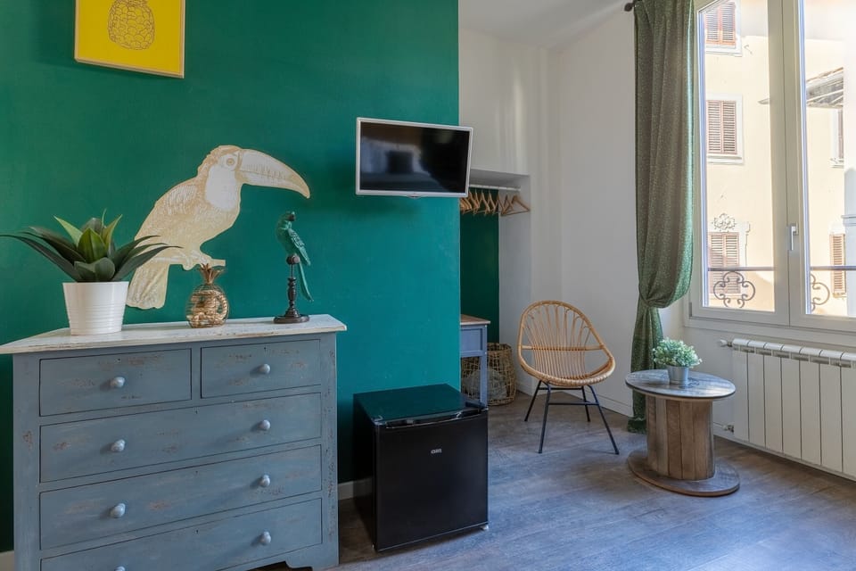 Deluxe Double Room, 1 King Bed, City View | Premium bedding, desk, laptop workspace, soundproofing